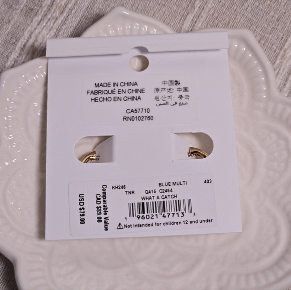 Kate Spade What a Catch Earrings Blue Multi Crystals and Goldtone Fish NWT - Picture 3 of 4